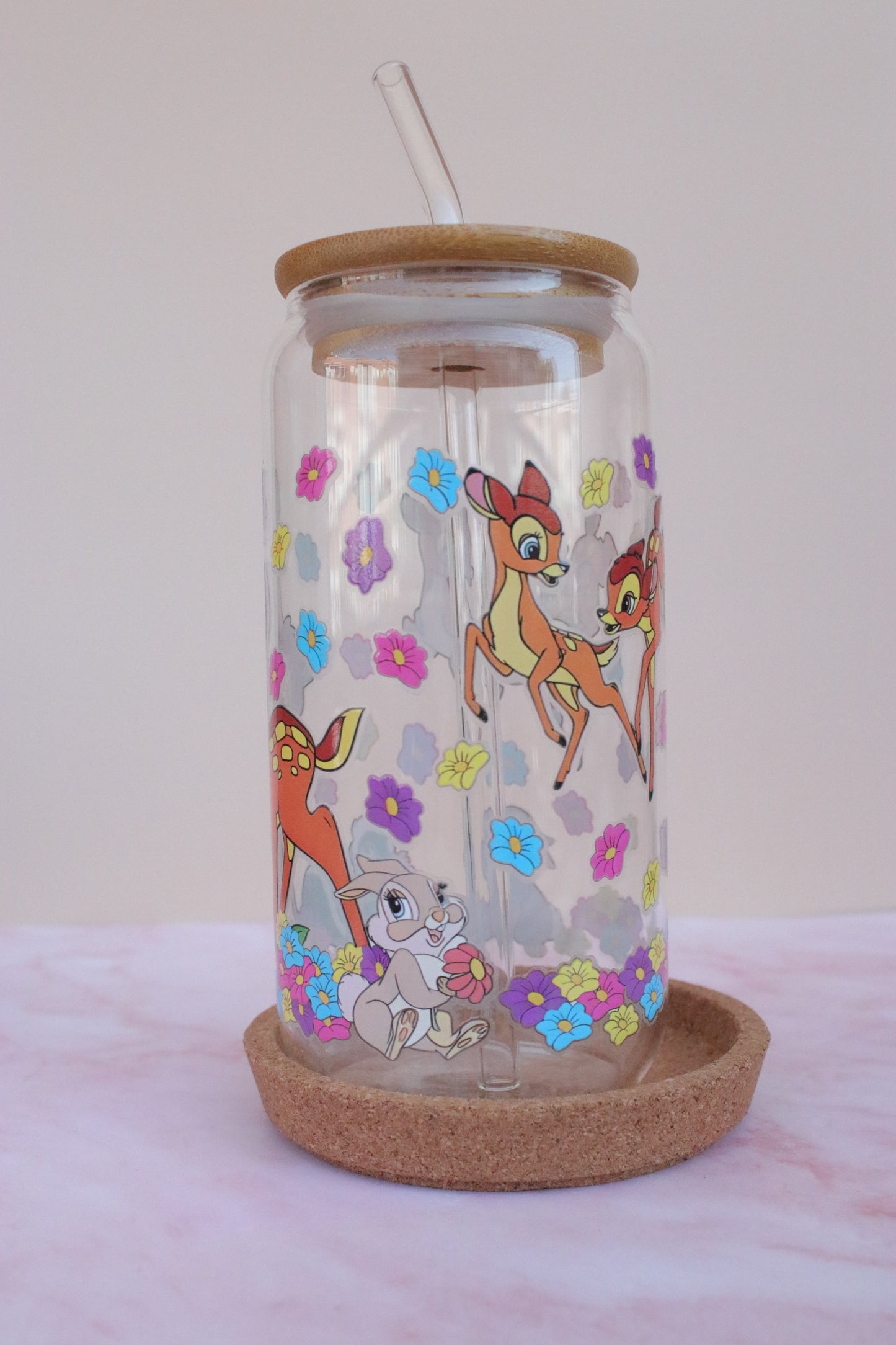 Vasos con tapa de bambú – ¡Diseño, sostenibilidad y color en tu día a día!