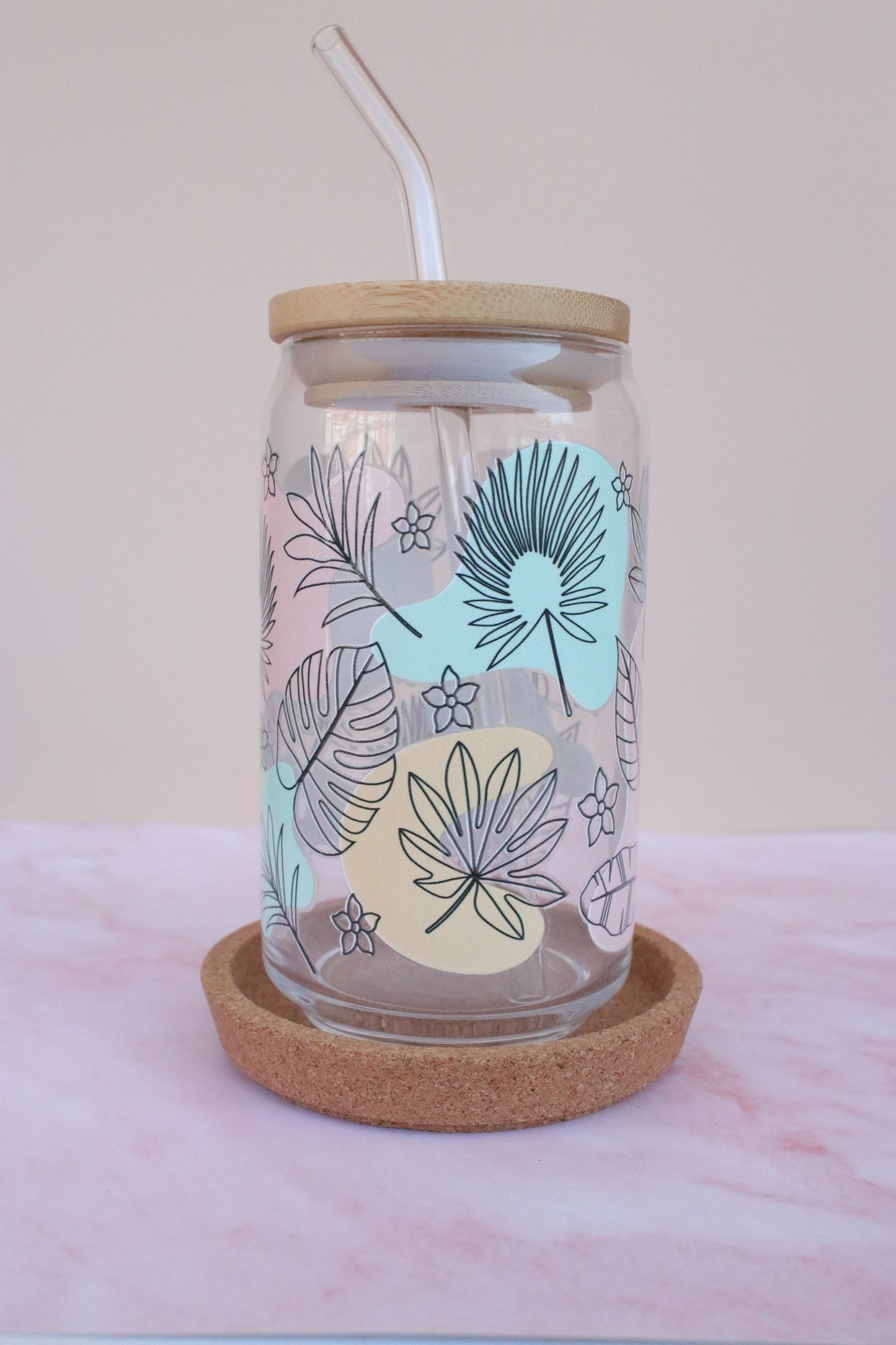 Vasos con tapa de bambú – ¡Diseño, sostenibilidad y color en tu día a día!